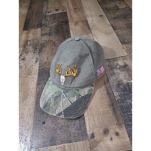 Mens Big Game Trophy Club Camo Deer Skull American Flag Embroidered Baseball Cap - Picture 6 of 9